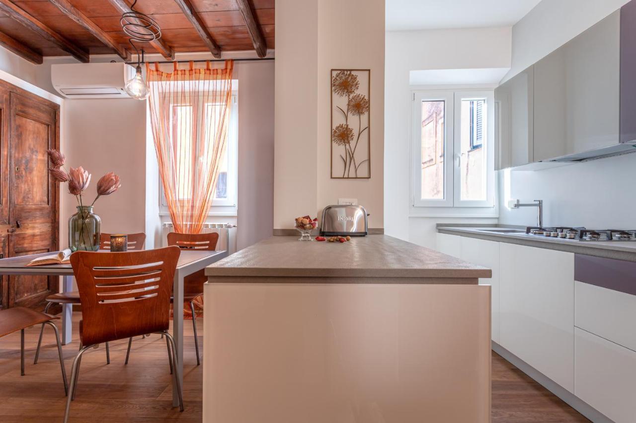 Emma - Lovely Suite In Trastevere Rom Eksteriør billede